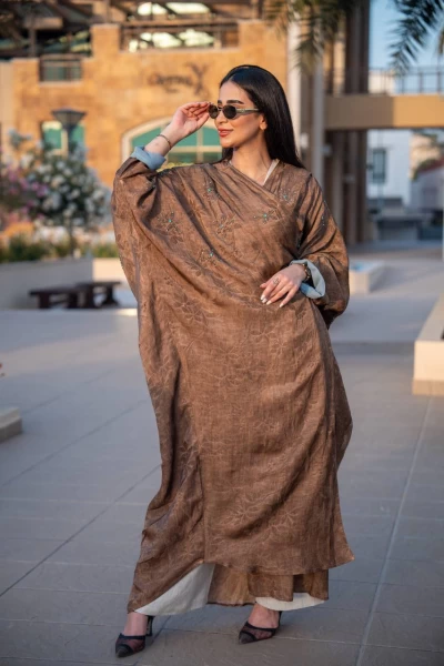 عباية بخام كريب جاكار باللون البني C:IB312 Brown